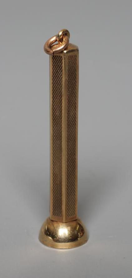 A 9CT GOLD CIGAR PIERCER by Villiers & Jackson Image