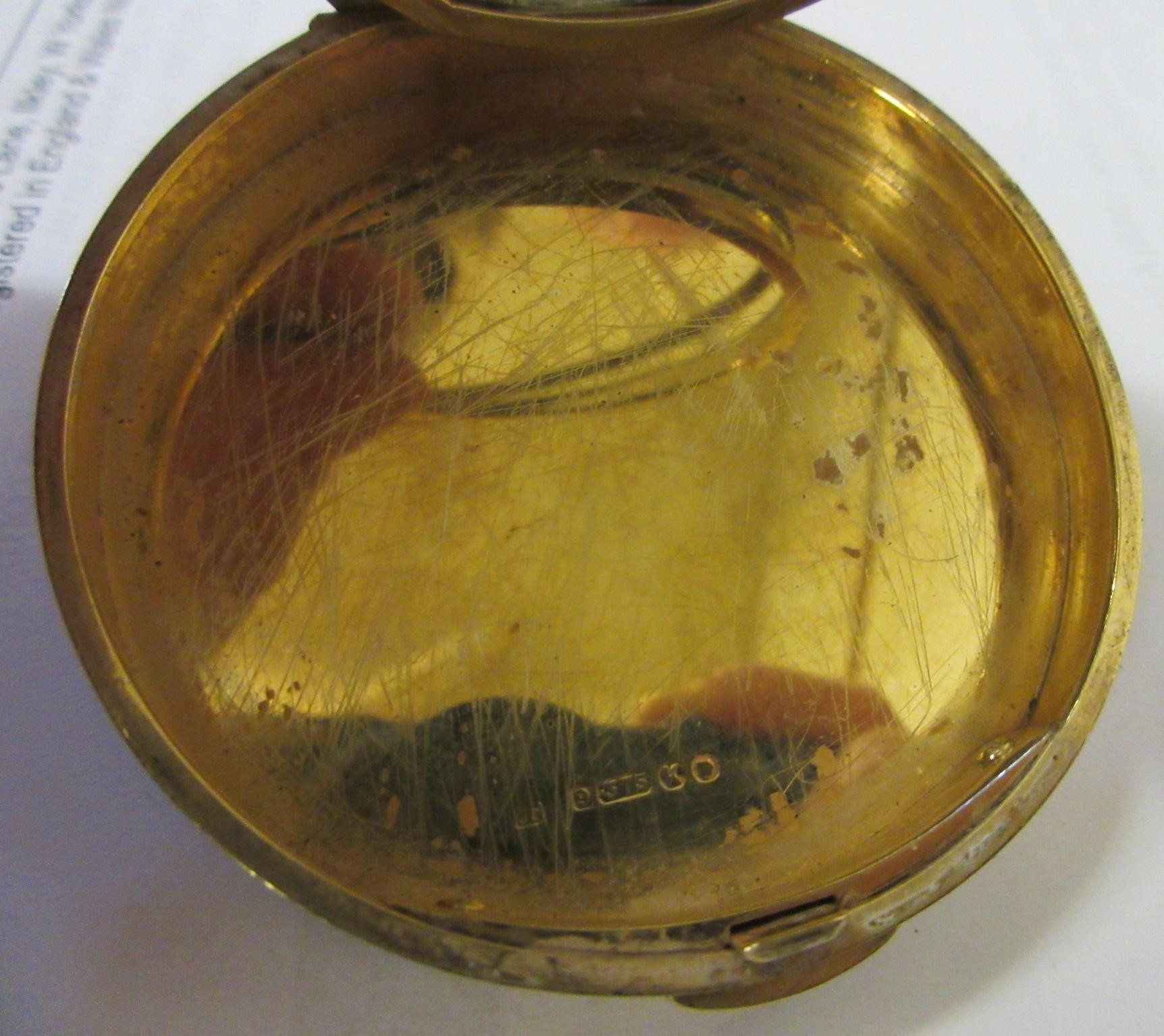A CARTIER ART DECO 9CT GOLD CIRCULAR COMPACT Image