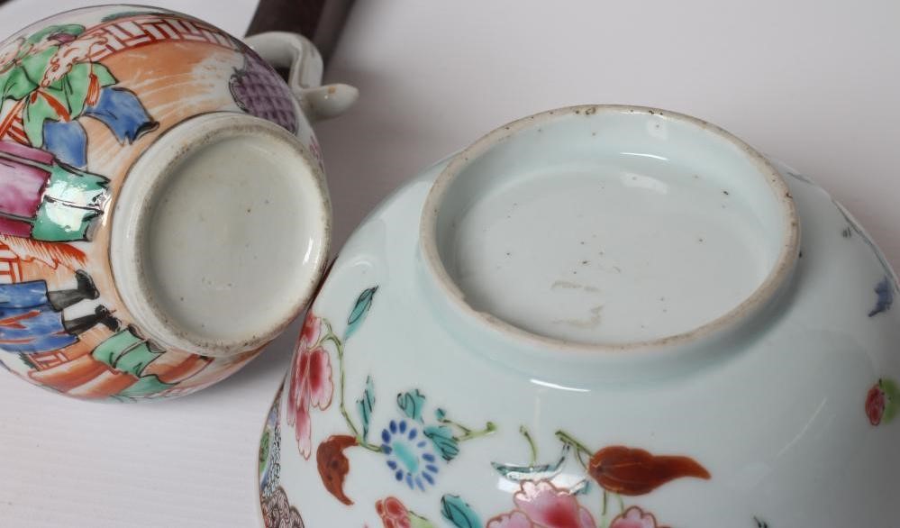 A COLLECTION OF CHINESE FAMILLE ROSE PORCELAIN comprising two cylindrical mugs painted with figures Image