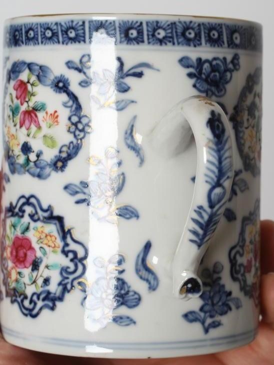 A COLLECTION OF CHINESE FAMILLE ROSE PORCELAIN comprising two cylindrical mugs painted with figures Image