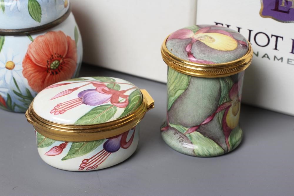 AN ELLIOT HALL ENAMEL JAR AND COVER of baluster form painted by Sandra Selby with Poppies and Bees Image