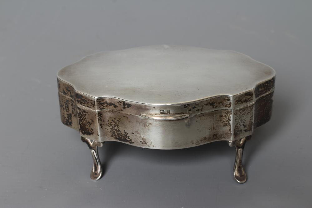 A SILVER DRESSING TABLE BOX by S Blanckensee & Son Ltd. Image
