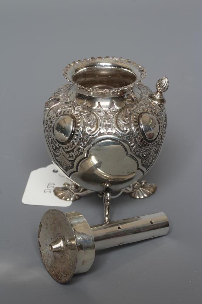A LATE VICTORIAN SILVER TABLE LIGHTER by Sam. W. Smith Image