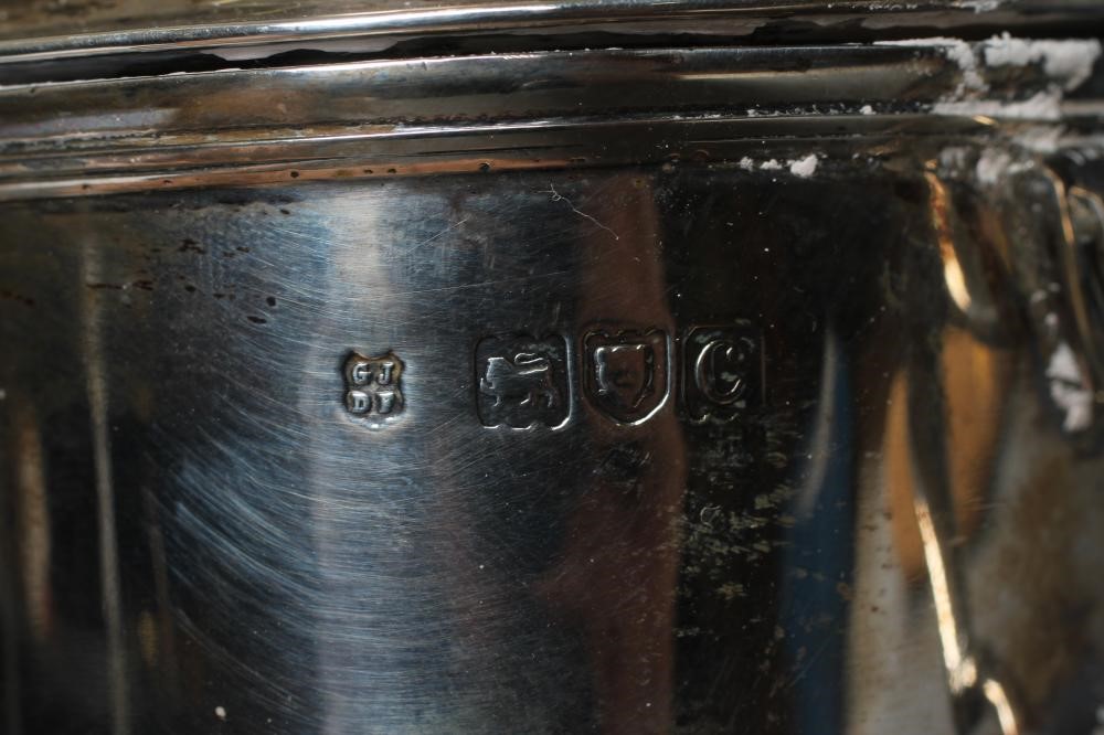 A LATE VICTORIAN SILVER SUGAR CASTER by Josiah Williams & Co. Image