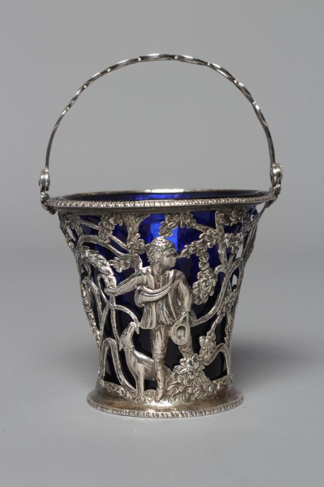 A GEORGE III SILVER CREAM PAIL Image