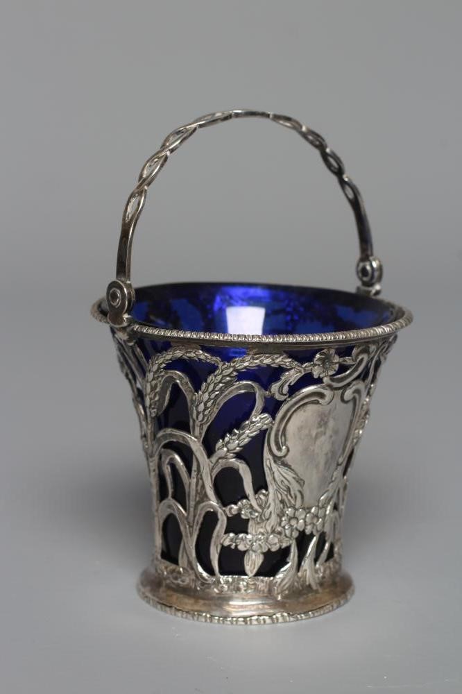 A GEORGE III SILVER CREAM PAIL Image