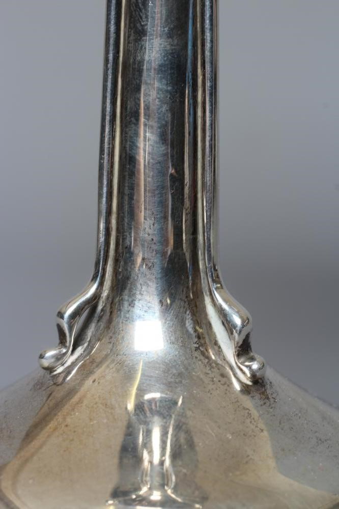 AN EDWARDIAN SILVER VASE by Walker and Hall Image