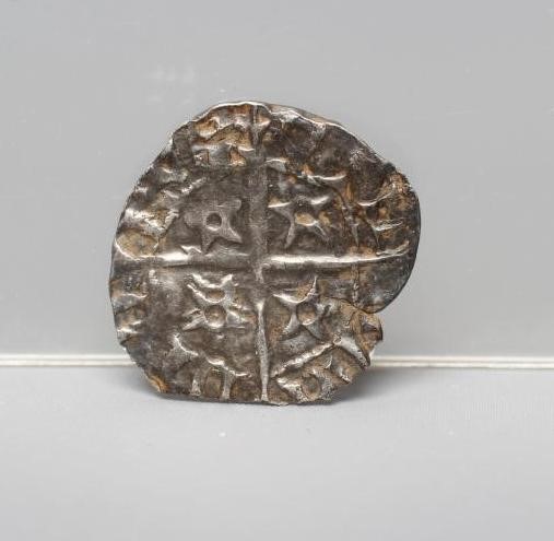 A ROBERT II halfpenny, cruciform back, 0.4g (Est. plus 24% premium inc. VAT) Image
