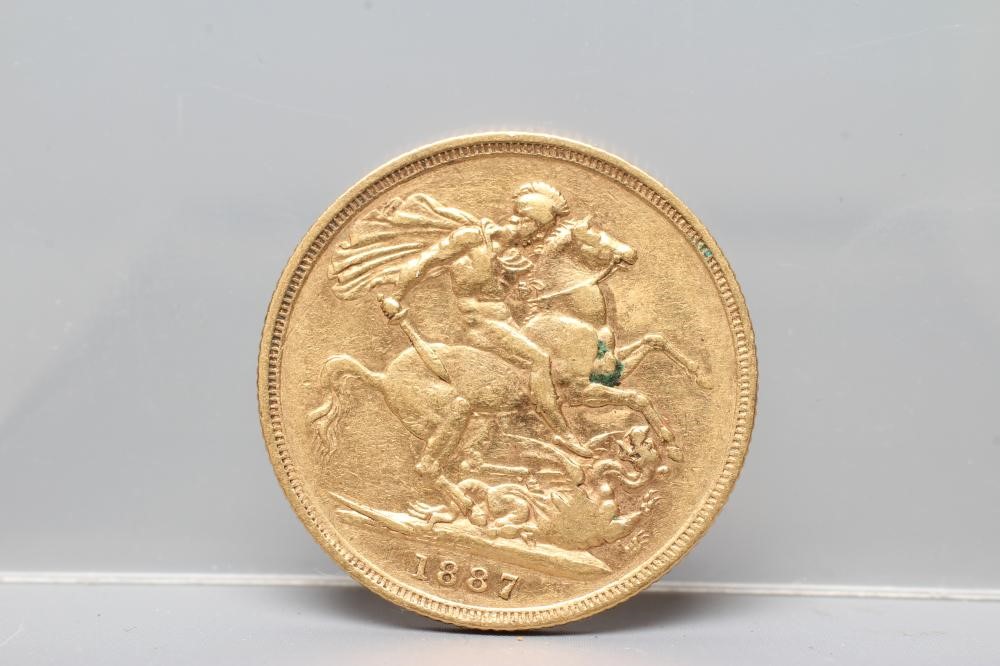 A VICTORIA JH SOVEREIGN, 1887, 8g (Est. plus 20% premium) Image