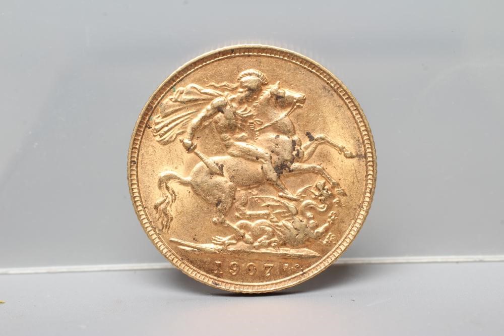 AN EDWARD VII SOVEREIGN, 1907, 8g (Est. plus 20% premium) Image