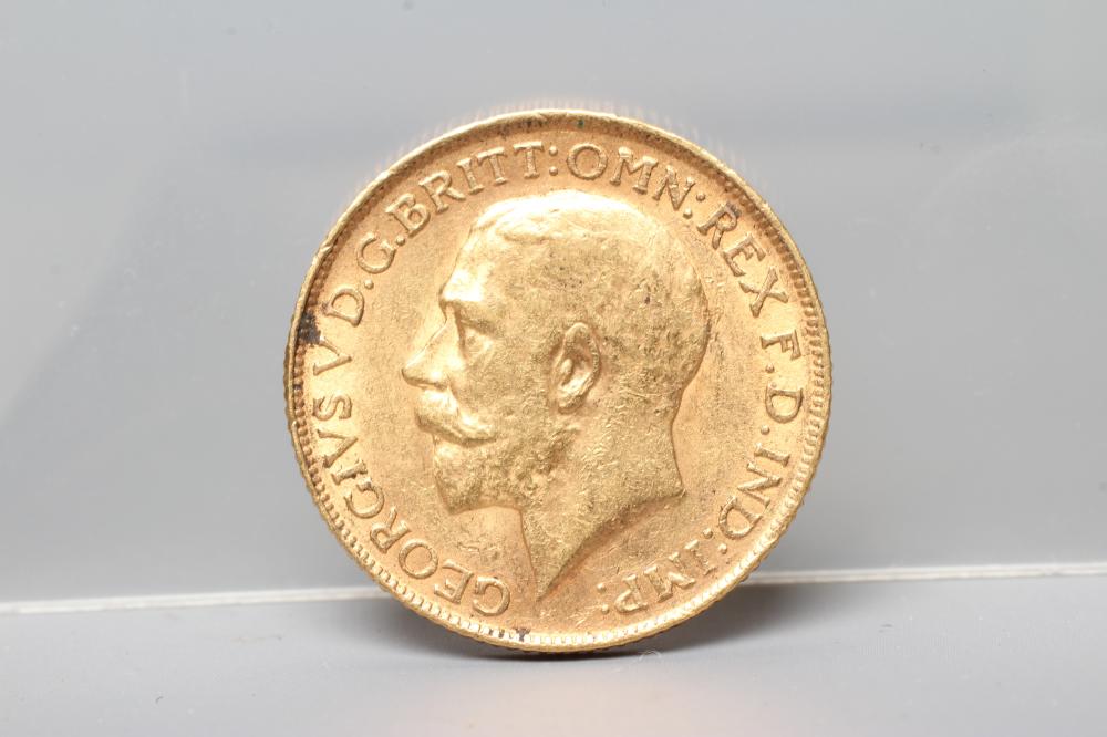 A GEORGE V SOVEREIGN, 1913, 8g (Est. plus 20% premium) Image