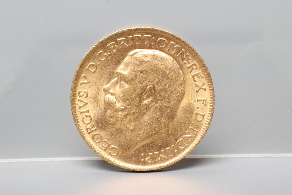 A GEORGE V SOVEREIGN, 1913, 8g (Est. plus 20% premium) Image