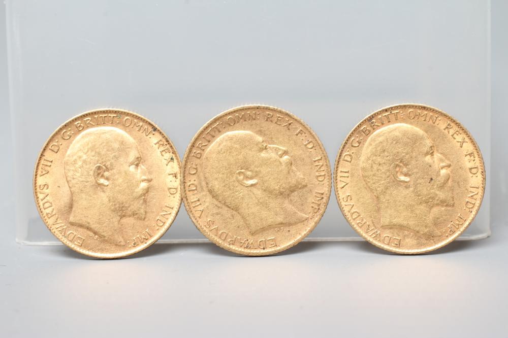 THREE EDWARD VII HALF SOVEREIGNS, 1906, 1909 and 1910, 11.9g total (Est. plus 20% premium) Image