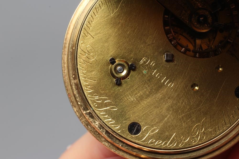 A VICTORIAN 18CT GOLD SMALL TOP WIND POCKET WATCH Image