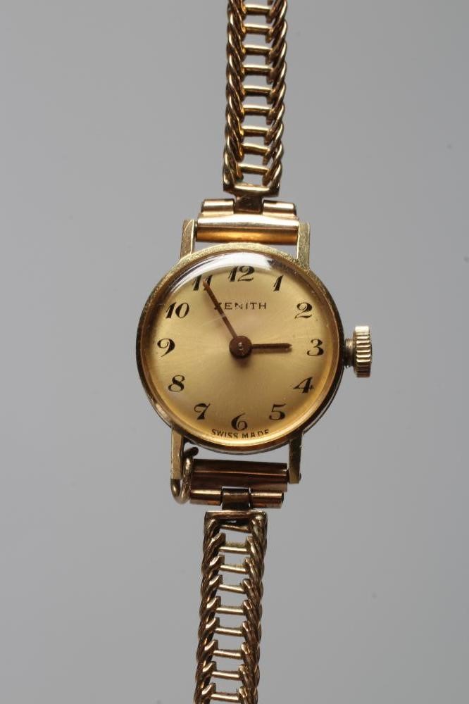 A LADY'S 18CT GOLD CASED ZENITH WRISTWATCH Image