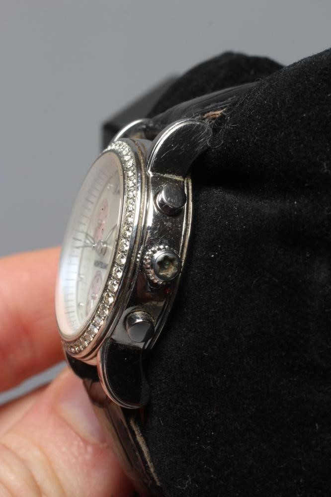 A LADY'S MONTBLANC DIAMOND ARTISAN MEISTERSTUCK CHRONOGRAPH Image
