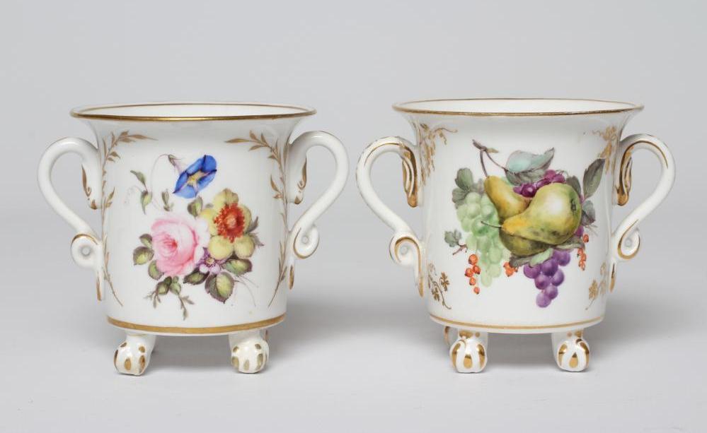 A MATCHED PAIR OF STEVENSON & HANCOCK DERBY PORCELAIN CABINET CUPS Image
