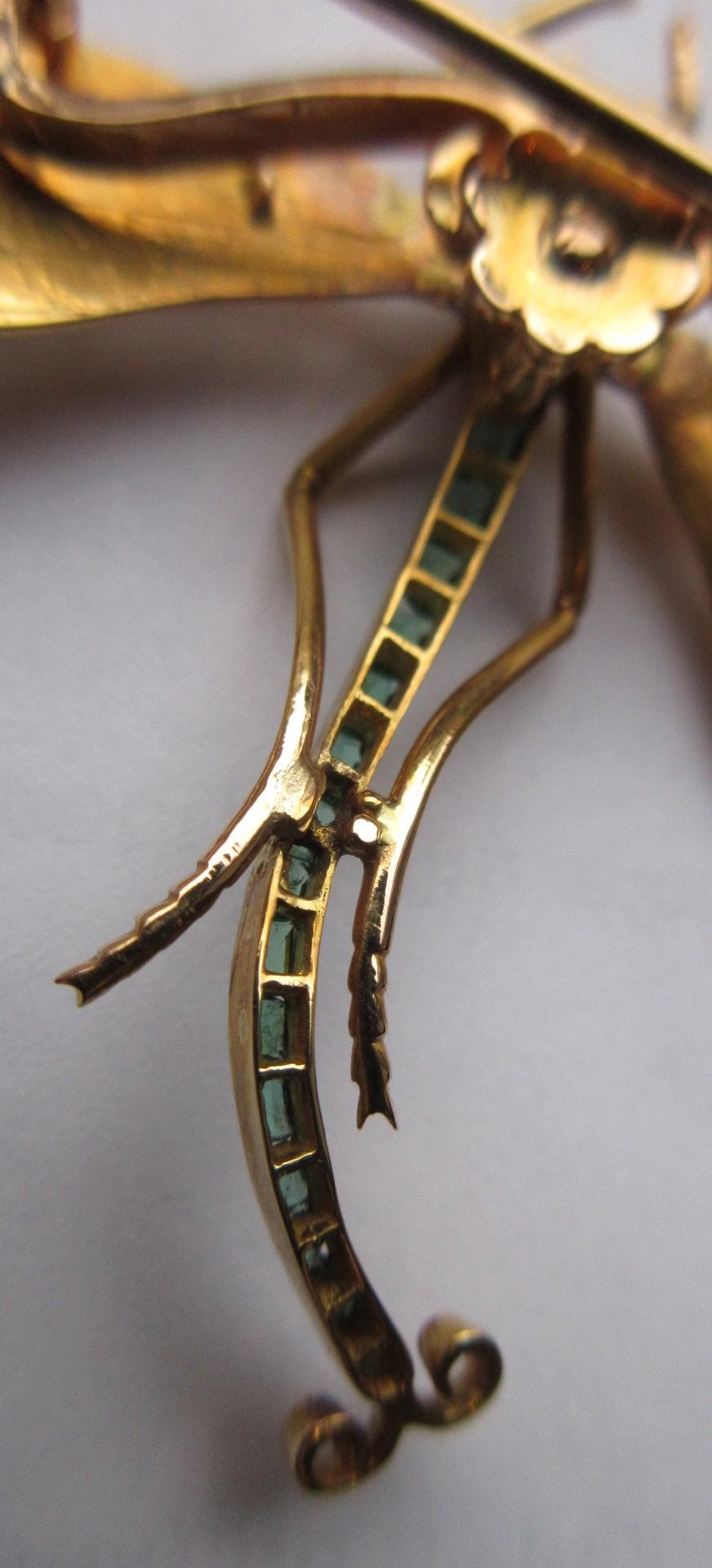 A DRAGONFLY BROOCH with engraved wings Image