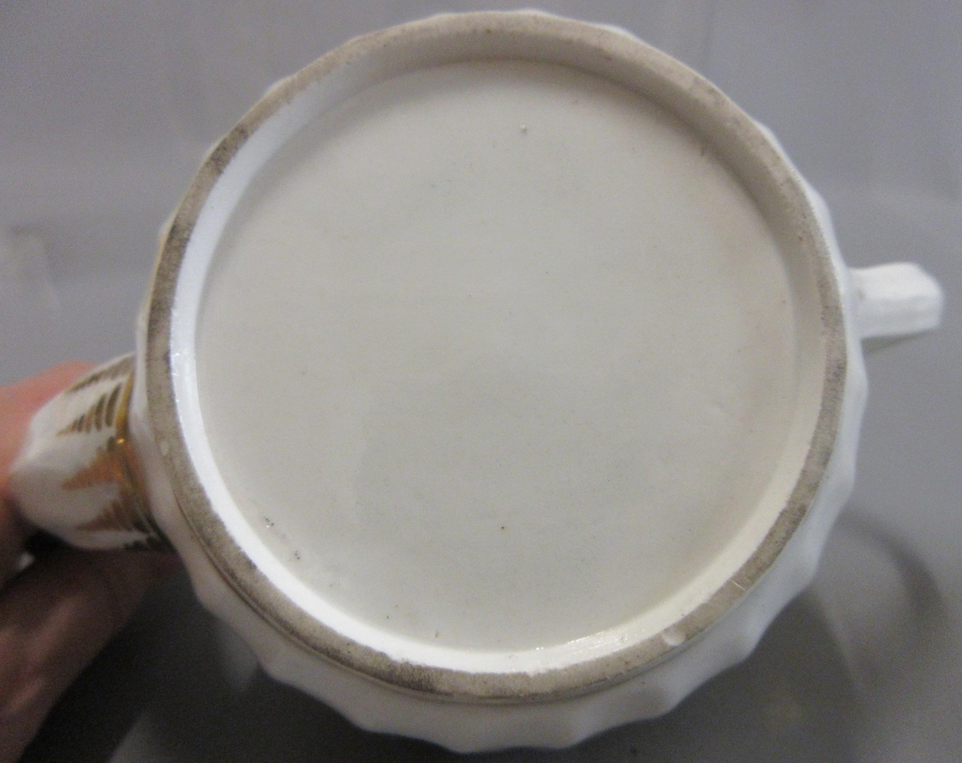 A WORCESTER PORCELAIN TEA AND COFFEE SERVICE Image