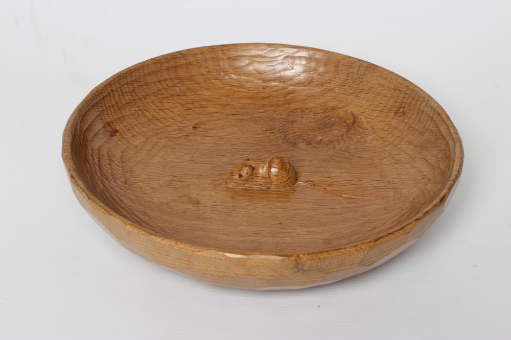 A ROBERT THOMPSON OAK BOWL with carved mouse trademark to the centre, 3" high, 11" diameter (Est. Image