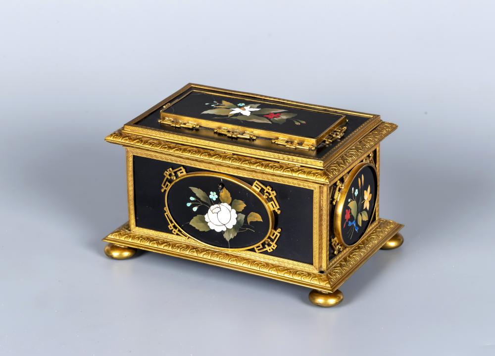 AN ITALIAN STYLE ORMOLU MOUNTED BLACK SLATE PIETRA DURA INLAID CASKET Image