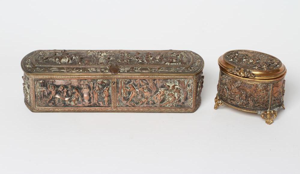 A FRENCH GILDED ORMOLU COPPER OVAL JEWELLERY CASKET Image