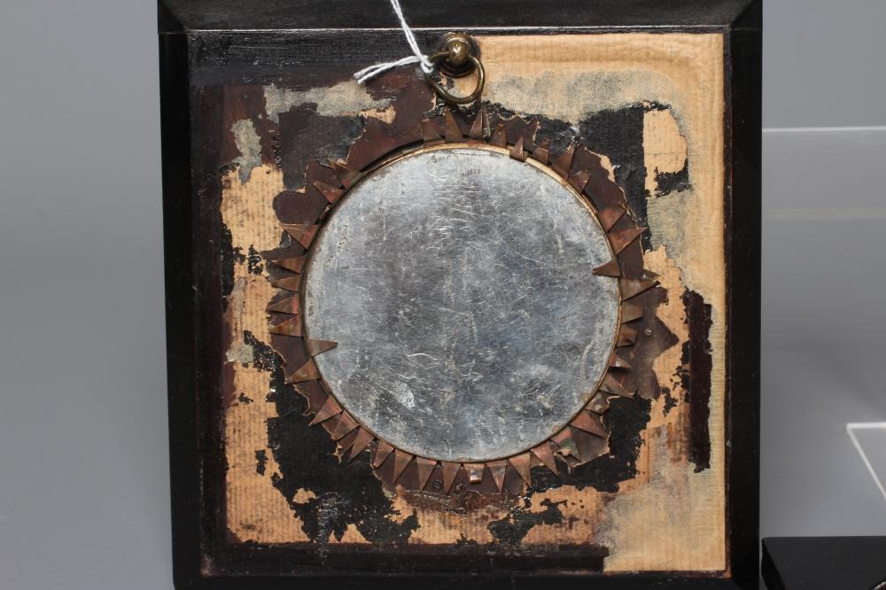 A PAIR OF CIRCULAR IVORY PORTRAIT MINIATURES Image