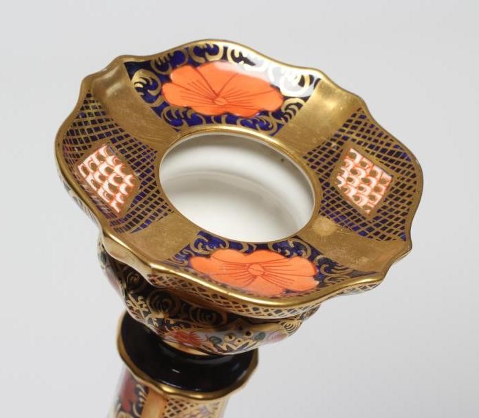 A PAIR OF ROYAL CROWN DERBY CHINA DOLPHN IMARI PATTERN ELECTRIC LAMP BASES Image