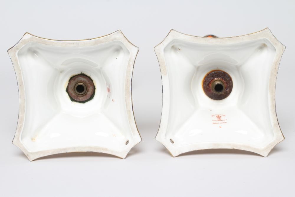 A PAIR OF ROYAL CROWN DERBY CHINA DOLPHN IMARI PATTERN ELECTRIC LAMP BASES Image