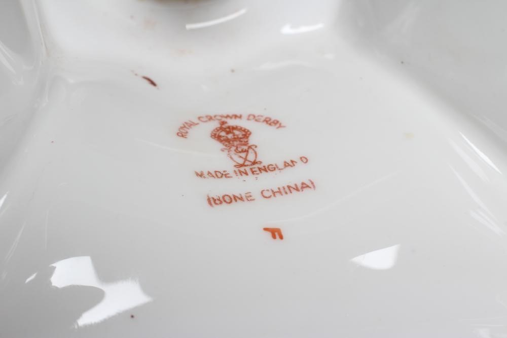 A PAIR OF ROYAL CROWN DERBY CHINA DOLPHN IMARI PATTERN ELECTRIC LAMP BASES Image