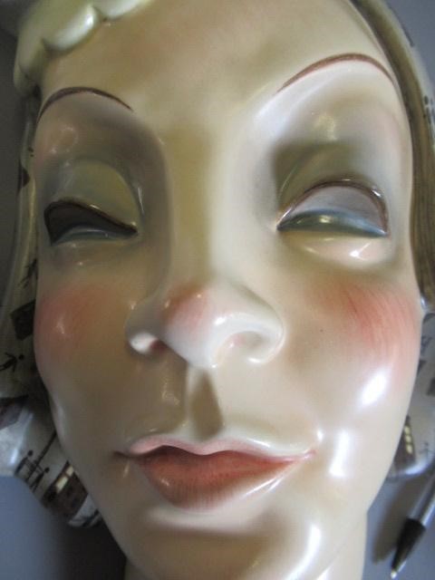 AN ART DECO LENCI POTTERY WALL MASK Image