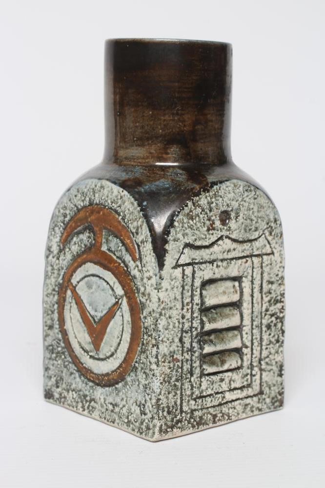 A TROIKA POTTERY SPICE JAR with typical incised panels by Jane Fitzgerald in shades of brown and Image