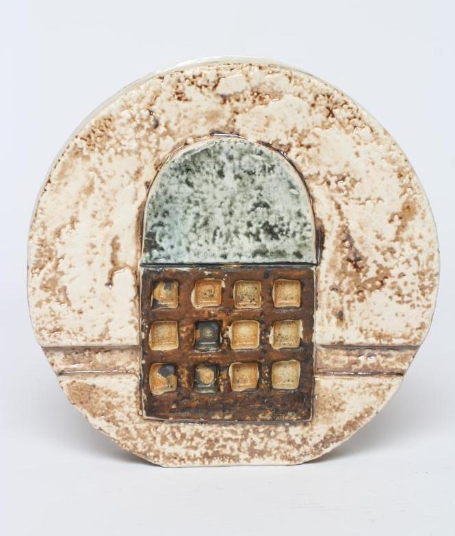 A TROIKA POTTERY SMALL WHEEL VASE with typical incised panels by Tina Doubleday with a portcullis Image