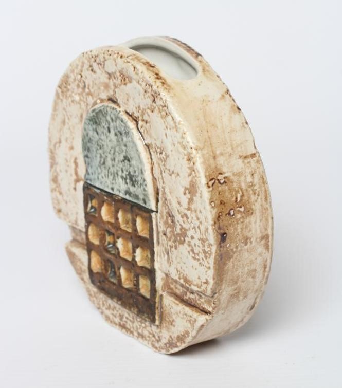 A TROIKA POTTERY SMALL WHEEL VASE with typical incised panels by Tina Doubleday with a portcullis Image