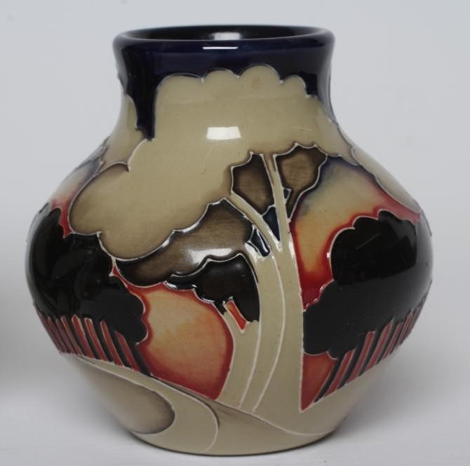 A MOORCROFT POTTERY CANINE COMPANION SMALL VASE Image