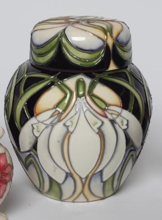 A MOORCROFT POTTERY CANINE COMPANION SMALL VASE Image