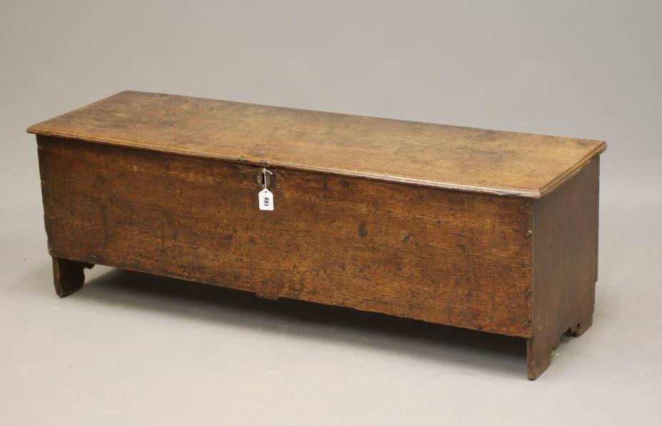 AN OAK BOARDED SIX PLANK CHEST Image
