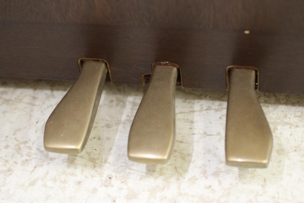 A KEMBLE OF LONDON CAMBRIDGE MODEL 10 UPRIGHT PIANO Image