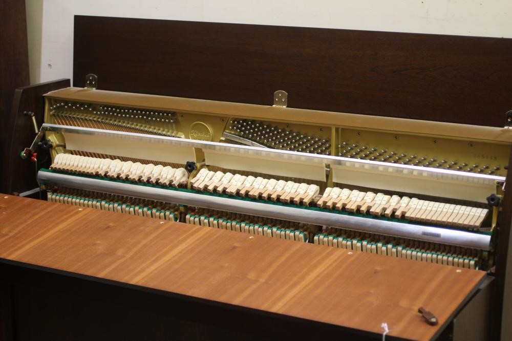 A KEMBLE OF LONDON CAMBRIDGE MODEL 10 UPRIGHT PIANO Image
