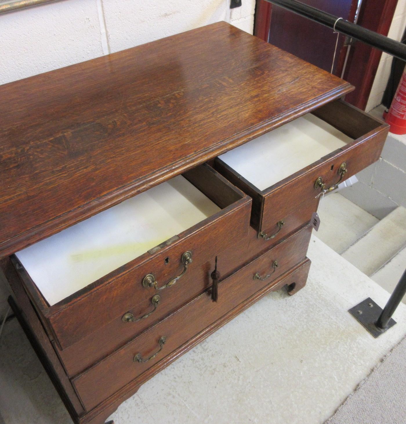 A GEORGIAN OAK STRAIGHT FRONT CHEST Image