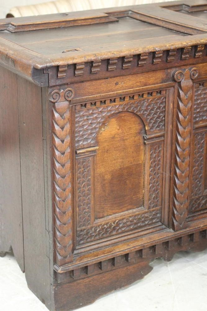 A NORTH EUROPEAN OAK BOARDED CHEST Image