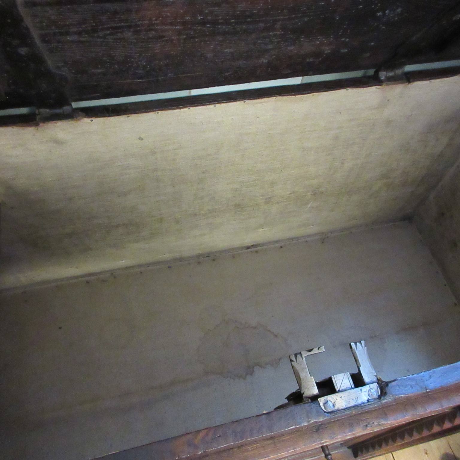 A NORTH EUROPEAN OAK BOARDED CHEST Image