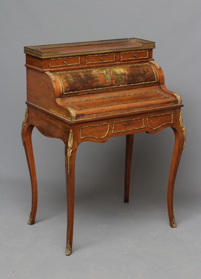 A ROSEWOOD BUREAU-DE-DAME Image