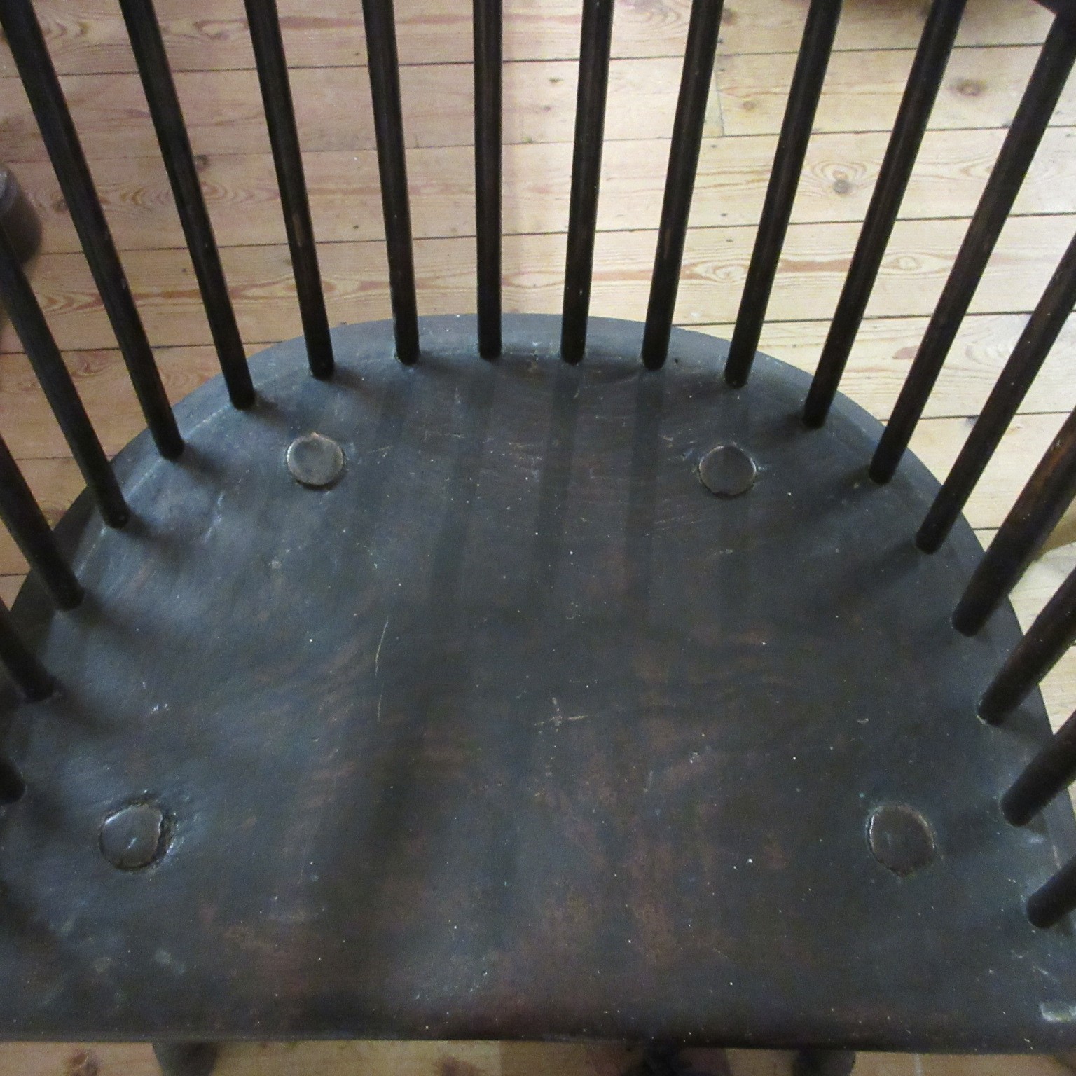 AN ASH AND ELM STICKBACK WINDSOR ARMCHAIR Image