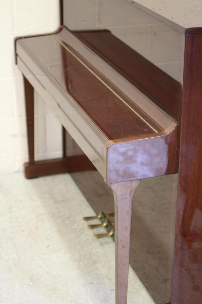 AN UPRIGHT MAHOGANY CASED PIANO BY CHAPPELL Image