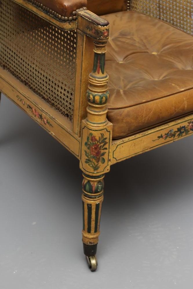 A REGENCY PAINTED MAHOGANY LIBRARY BERGERE Image