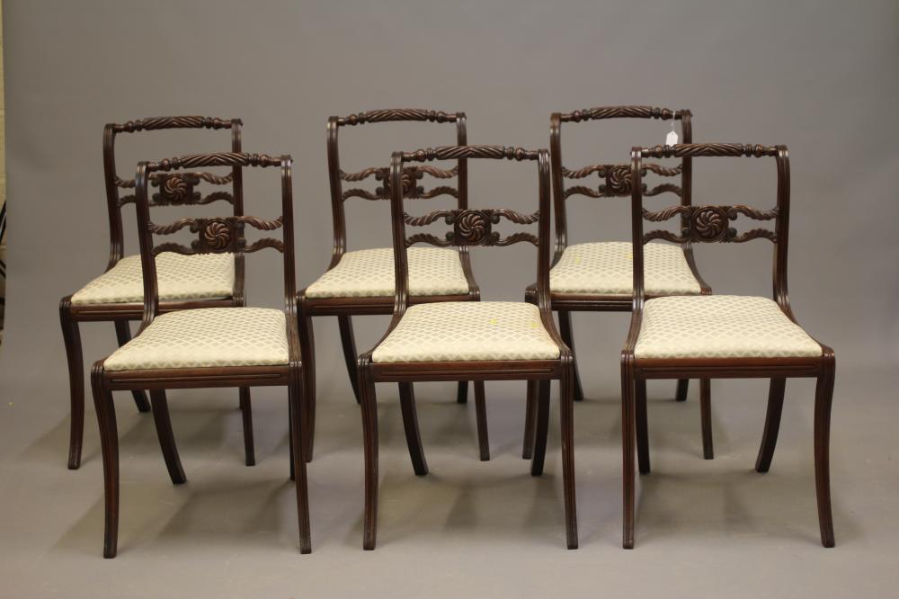 A SET OF SIX REGENCY MAHOGANY DINING CHAIRS Image