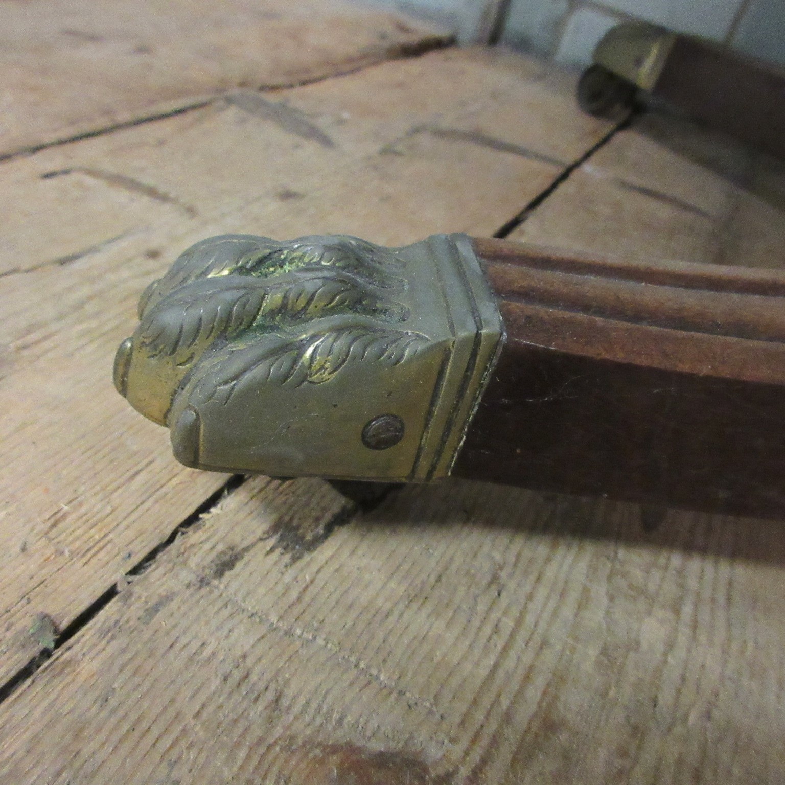 A REGENCY MAHOGANY FOLDING BREAKFAST TABLE Image