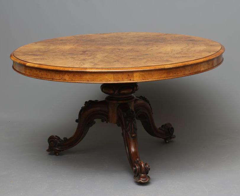 A VICTORIAN BURR WALNUT CENTRE TABLE Image