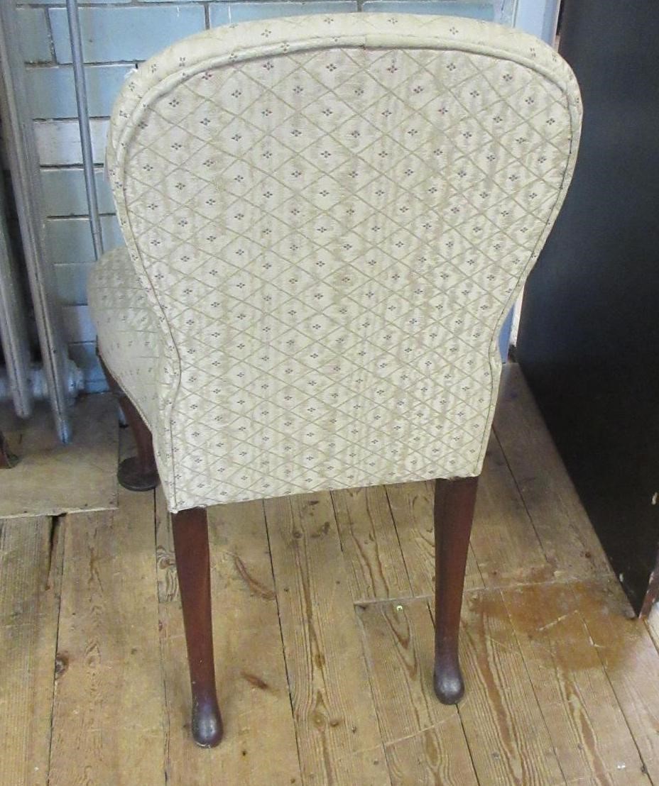 AN EARLY GEORGIAN DESIGN MAHOGANY SIDE CHAIR Image